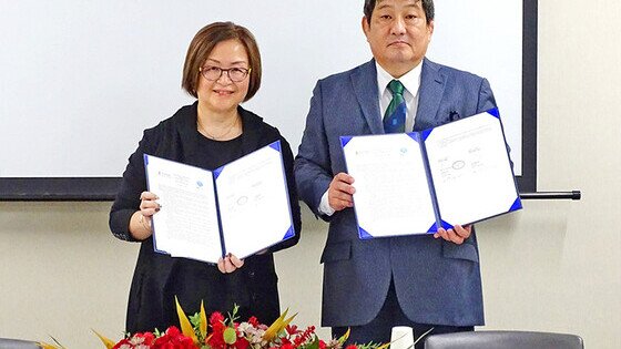 23 October 2023 - Celebrating Collaboration: HKUGA College forms partnership with Meikei High School
